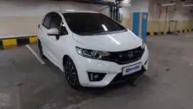 TDP Rendah Honda Jazz 1.5 RS Bensin-AT 2016 Hitam CPVLB