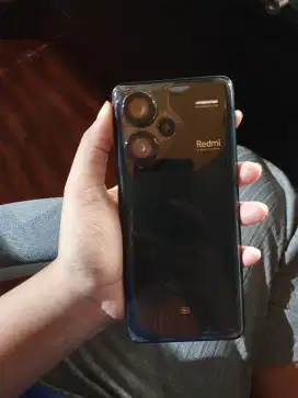 Xiaomi Redmi Note 13 Pro+ 5g 12/512 Batangan