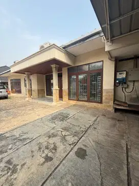 Rumah Lama Terawat Bagus Siap Huni Di Cipete
