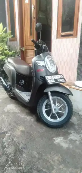 HONDA SCOOPY 2018