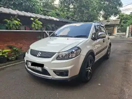 (Harga Cash) Suzuki SX4 RC1 AT 2013 Putih