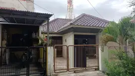 Rumah siap huni luas 150m type 3KT Taman Pulogebang Cakung