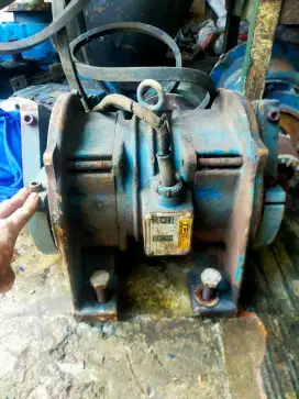 Mesin getar , vibrator