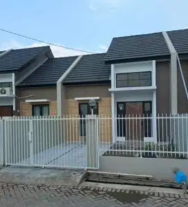 Disewakan Rumah Baru gress, perum. Alana Tambak oso, dekat UPN, Nego