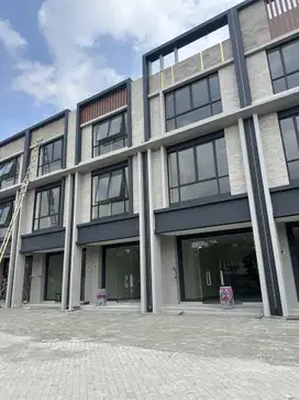 Ruko Siap Huni 3 Lt Lebar 5x16 Carson Commercial Summarecon Serpong