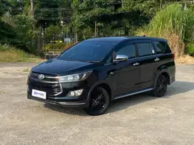 Toyota Kijang Innova 2.0 Venturer Bensin-AT 2018 Hitam WYD