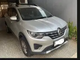 Renault Triber Automatic Istimewa KM Rendah (9.000), Silver Metalic