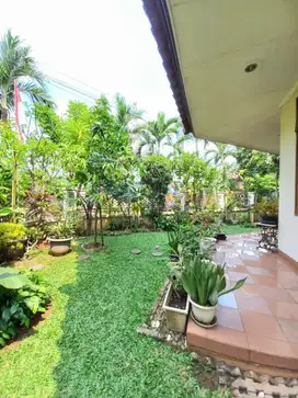 Rumah Hook Halaman Luas Dan Nyaman Lokasi Strategis 6783