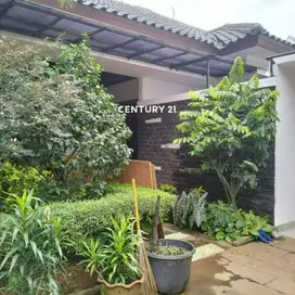 Dijual Rumah Luas Lokasi Strategis Cocok Untuk Usaha  5217