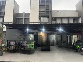 Dijual Rumah Besar Mewah Siap Huni di Suvarna Bonus Furniture Nempel