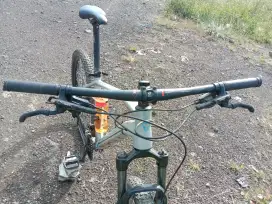 SEPEDA MTB THRILL VANQUISH ELITE