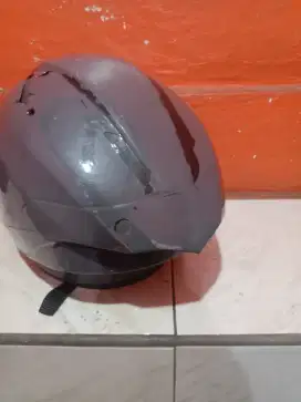 Helm apa ada nya min busa, ngg ada 1