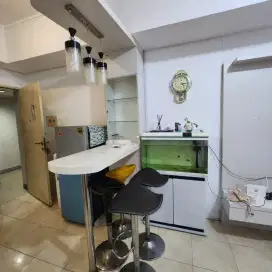 Disewakan / dijual apartemen Season City lantai 12