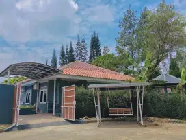 Jual vila ada kolam renang  berikut isi nya lokasii kota bunga Cipanas