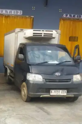 Sewa mobil Thermo / Pendingin
