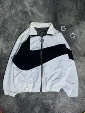 Windbreakersb nike big swosh
