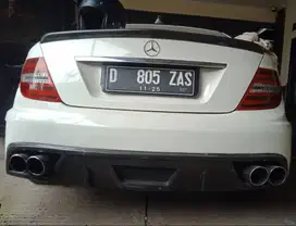 Mercedes benz C180 coupe 2 pintu th.2012