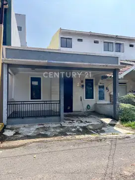 Rumah Nyaman Dengan Lokasi Strategis Di Lippo Cikarang