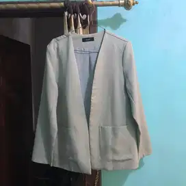 Blazer merek blanik
