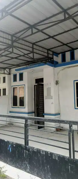 Dijual Villa Semi Furnish Komplek Taman Pasar 3 Jl Pasar 3