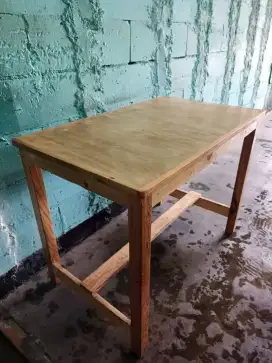 Dijual meja kayu tinggi kokoh cocok untuk usaha cafe