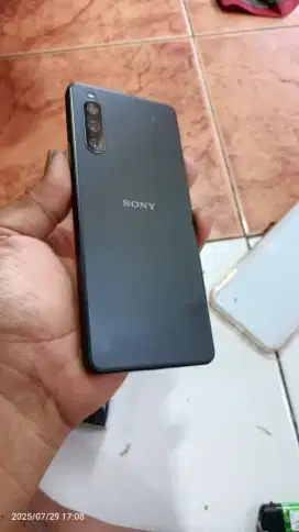 Sony experia 10mark IV 6/128 all operator 2 SIM esim & sim