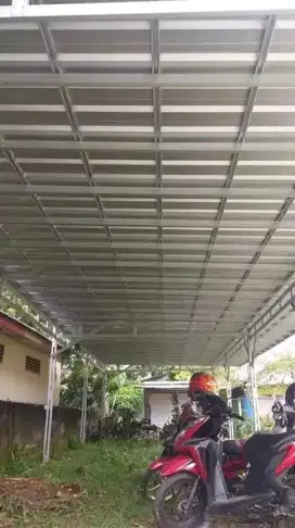Gudang baja ringan