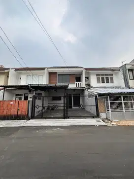 Dijual Rumah Sektor 1E Gading Serpong Full Renovasi