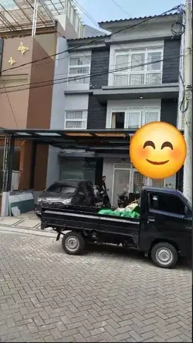 Rumah Murah 3 Lantai SHM Park Residence Taman Surya Kalideres Jakarta