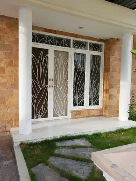 Dijual Villa SHM Di Komplek Cemara Kuta