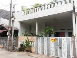 Dijual rumah siap huni 2 lantai di komplek Harapan Baru Kota Bekasi