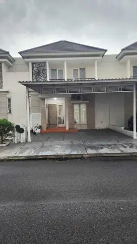 Jual Cepat Rumah 2 Lantai, SHM, Siap Huni di Suvarna Sutera Elysia