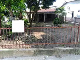 Dijual Tanah + Bangunan Harga Dibawah 1M Di Jl Lubuk Kuda