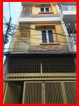 Dhyana rumah baru 4 lantai uk 3.5x10m lokasi bagus strategis jelambar