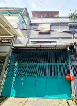 DHYANA RUMAH JELAMBAR UK 5.2x15.5m HARGA MURAH JALAN LEGA DI JELAMBAR