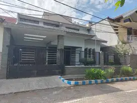 DIJUAL RUMAH FULL FURNISH TRENGGILIS TENGAH