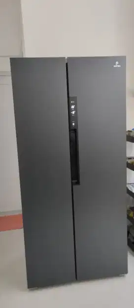 Kulkas 2 pintu merk polytron