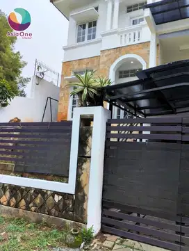 Disewakan cepat rumah 2 lantai rapi siap huni di citra grand