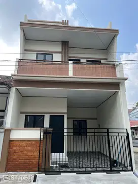 Di jual rumah baru dn bagus di taman harapan baru bekasi.
