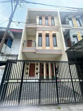 DHYANA RUMAH MURAH DAN BAGUS LT 75m2 DI KOMPLEK KAVLING POLRI