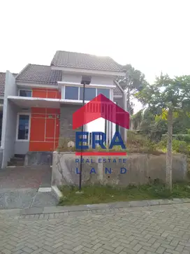 Dijual Rumah di Villa Bukit Tidar, Malang