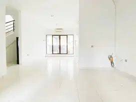 Rumah 2 Lantai Full Renovasi Serenade Lake BSD City Gading Serpong Tan