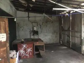 DHYANA RUMAH TUA UK 8X15m HITUNG TANAH DI JELAMBAR