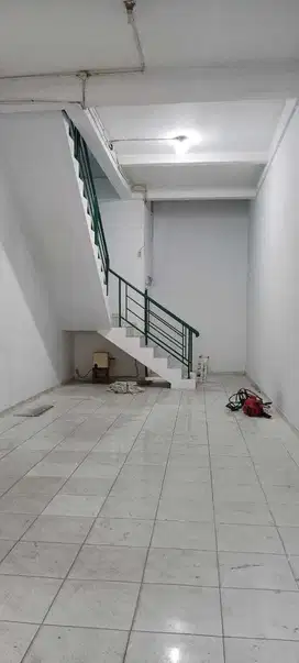 Dhyana rumah jelambar sewa uk 4x15m lokasi bagus posisi hadap selatan