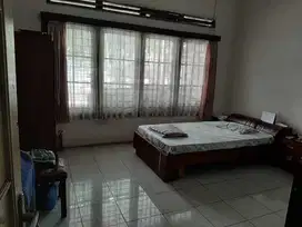 DIJUAL RUMAH JALAN SUMBAWA BANDUNG