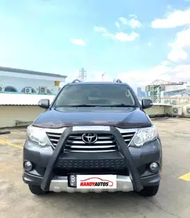 Toyota Fortuner G Lux Tahun 2012 Automatic Abu abu Metalik