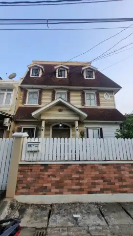 JUAL RUMAH CENGKARENG MUTIARA TAMAN PALEM