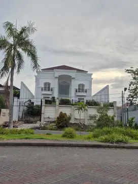 RUMAH MEWAH ARAYA FULL MARMER ROW JALAN UTAMA
