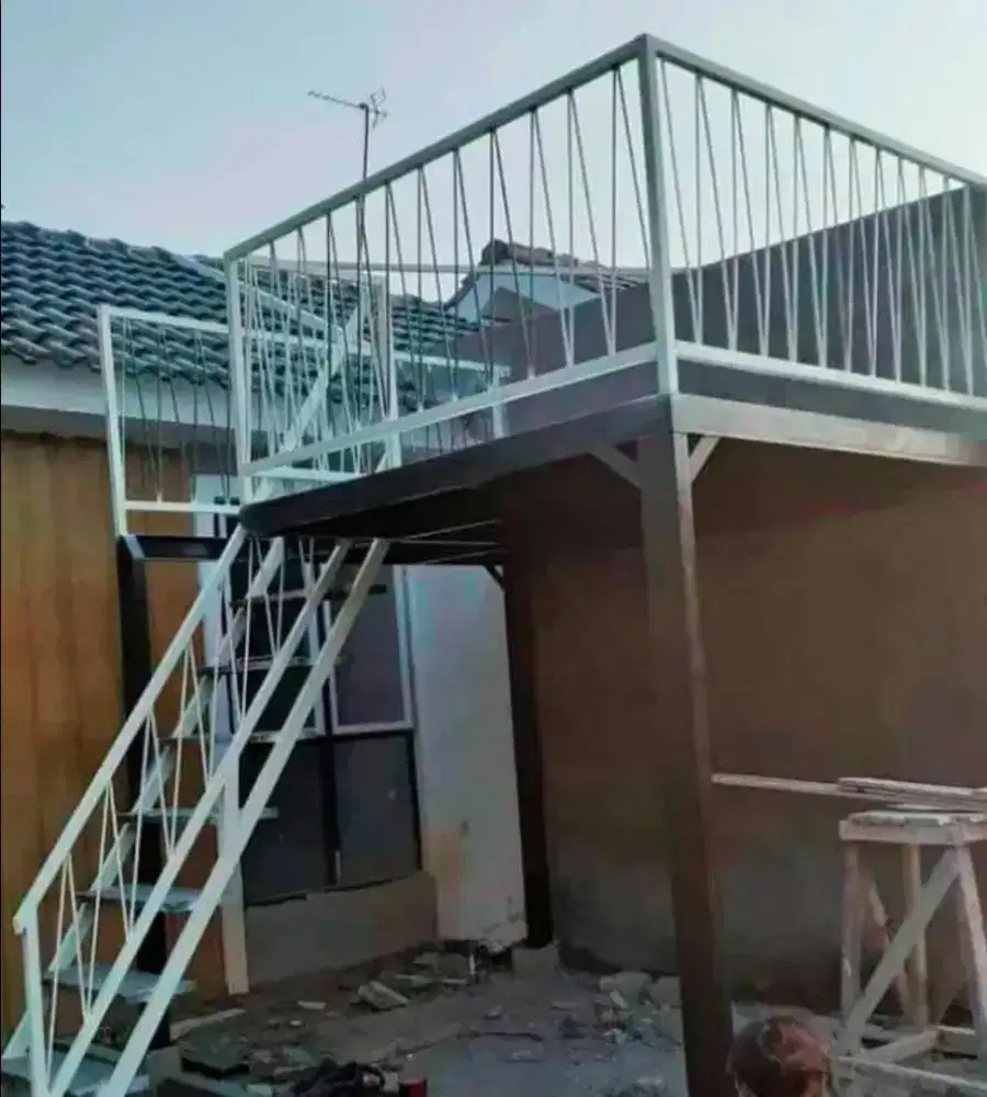 Kanopi balkon besi holo galvanis