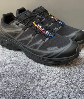 Salomon Goretex Black
